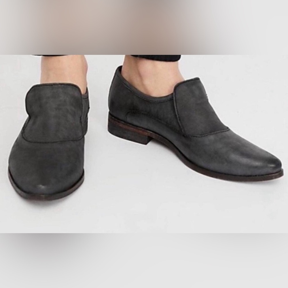 Free people carbon gray leather Brady slip on loafer- size 40